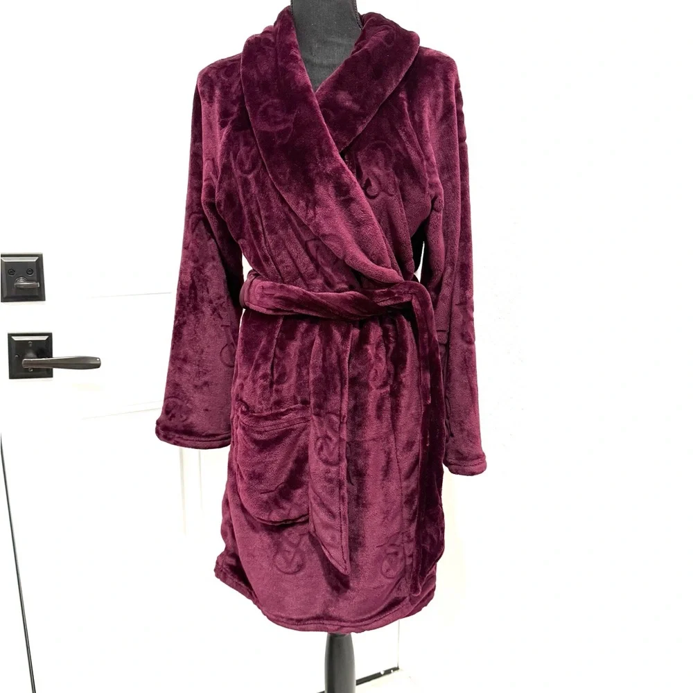 Victoria's Secret monogram Plush Robe Deep‎ Purple XS/S